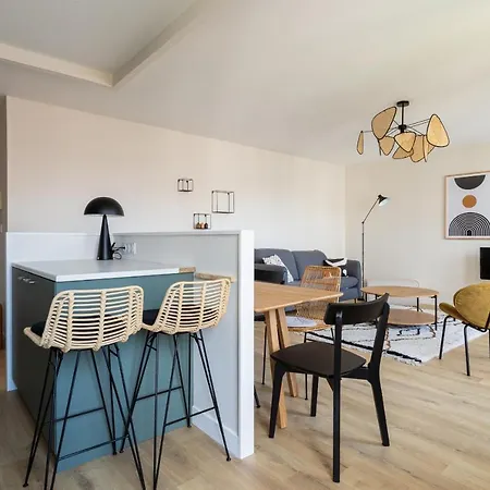 Dify Republique - Apartment