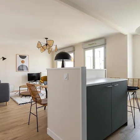 Apartment Dify Republique -